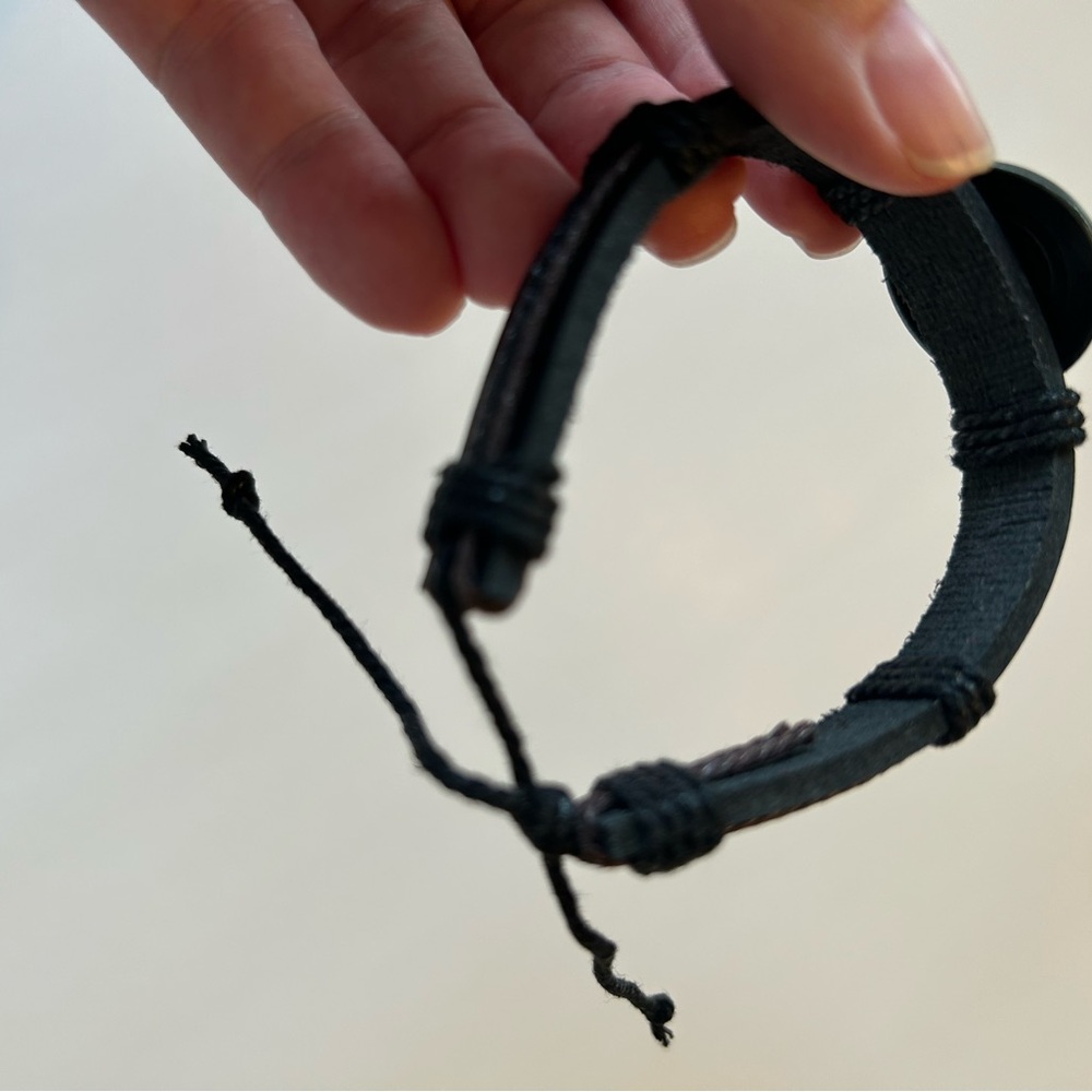 NWOT Yin Yang Black Leather Bracelets - Picture 4 of 4